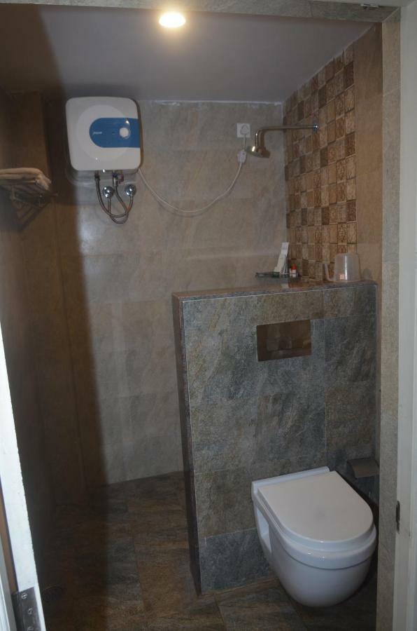 Hotel Tamilnadu Kashi Βαρανάσι Εξωτερικό φωτογραφία